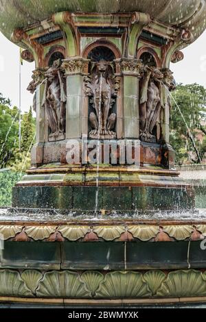 Fontana della Regina Vittoria a Merdeka Square, Kuala Lumper Malesia è portato in Inghilterra il 1987. Foto Stock