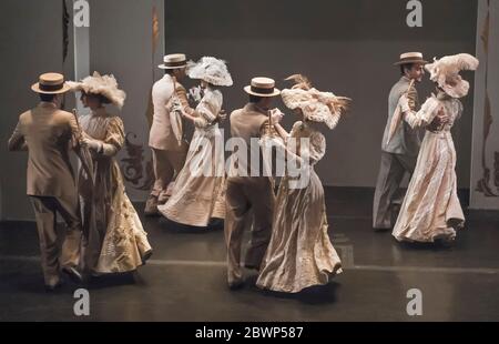 Scena di tango vintage nel teatro Buenos Aires Argentina Cafe Los Angelitos Foto Stock