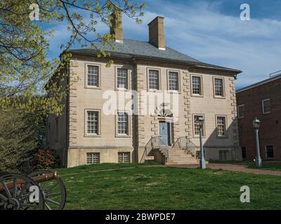 Questo palazzo in stile Palladiano-revival fu costruito dal mercante scozzese John Carlyle tra il 1751 e il 1753. Foto Stock