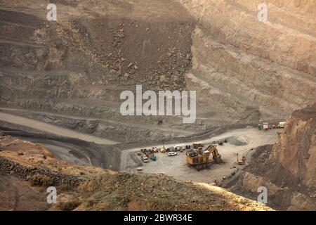 Kalgoorlie Australia Occidentale 14 Novembre 2019 : camion che lavorano nella Super Pit, una miniera d'oro a Kalgoorlie, Australia Occidentale Foto Stock