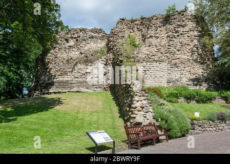 Le rovine del castello di Pontefract nel West Yorkshire Foto Stock