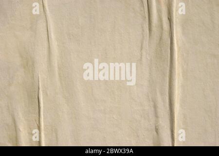Bianco marrone beige crema carta sminuzzata trama sfondo vecchio grunge strappato lacerato vintage collage poster cartellone Foto Stock