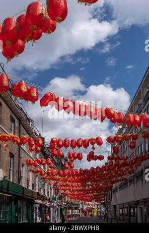 Lisle Street, Chinatown, Soho, Londra - vuoto durante il Covid-19 Lockdown Foto Stock