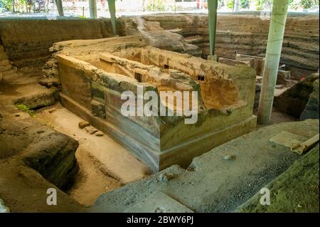 Scavi nel sito archeologico Joyas del Ceren (patrimonio mondiale dell'UNESCO), un villaggio agricolo maya precolombiano non lontano da San Salvador, Foto Stock