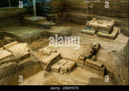 Scavi nel sito archeologico Joyas del Ceren (patrimonio mondiale dell'UNESCO), un villaggio agricolo maya precolombiano non lontano da San Salvador, Foto Stock