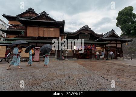 Lo storico edificio Dogo Onsen a Matsuyama, Eihime, Giappone. Foto Stock