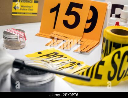 Vari test di laboratorio forense, equipaggiamento immagine concettuale Foto Stock