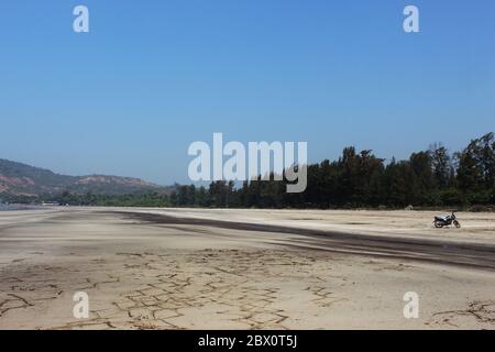 Spiaggia di Shrivardhan con sabbia bianca, Shrivardhan, Maharashtra, India Foto Stock