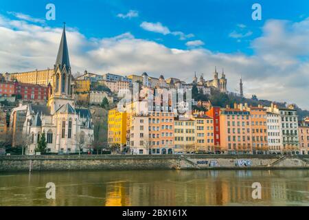 Lione, Francia 3 gennaio 2020 - l'Eglise Saint Georges (Chiesa di San Giorgio} nella parte vecchia di Lione Foto Stock