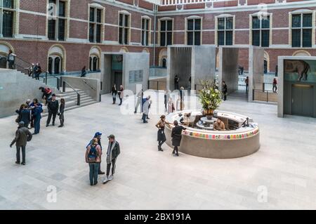 Interno della sala d'ingresso del Rijksmuseum di Amsterdam Foto Stock