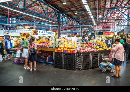 Dipartimento della frutta del mercato di Prahran a Melbourna, Australia Foto Stock