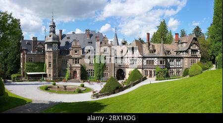 Castello di Rauischholzhausen, distretto di Rauischholzhausen, comune di Ebsdorfer Grund, distretto di Marburg-Biedenkopf, Assia centrale, Assia, Germania Foto Stock