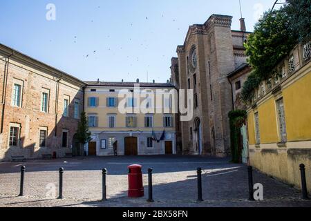 Parma, Italia - 8 luglio 2017: Vista del Palazzo Erasmus e dell'International Home Building di Parma Foto Stock