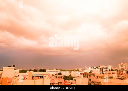 tempesta nuvole - sfondo cielo drammatico Foto Stock