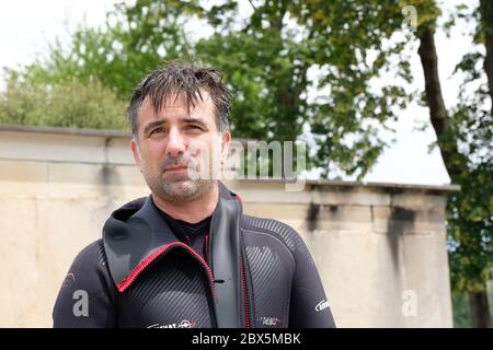 Il 04/06/2020, Lione, Auvergne-Rhône-Alpes, Francia. L'associazione con sede a Lione, Odysseus 3.1, condurrà un'esplorazione di due giorni del lago del Gol Foto Stock