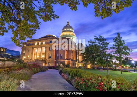 Edificio governativo dello stato dell'Idaho all'alba a Boise, Idaho, Stati Uniti. Foto Stock
