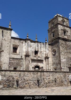 Mision San Francisco Javier, Baja California, Messico. La vecchia missione spagnola abbandonò nel 1817 ma sopravvivendo come chiesa locale ancora in uso. Foto Stock