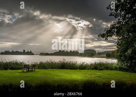 Lago Menteith (nuvole di tempesta), Scozia Foto Stock