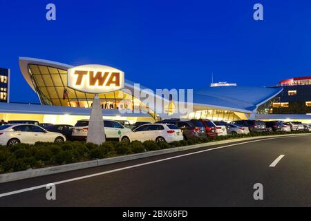 New York City, New York - 29 Febbraio 2020: TWA Hotel all'aeroporto JFK di New York (JFK) a New York. Foto Stock