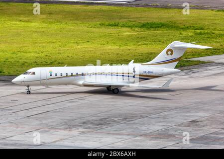 Mahe, Seychelles - 8 febbraio 2020: Aereo privato Bombardier Global Express all'aeroporto di Mahe (SEZ) sulle Seychelles. Foto Stock