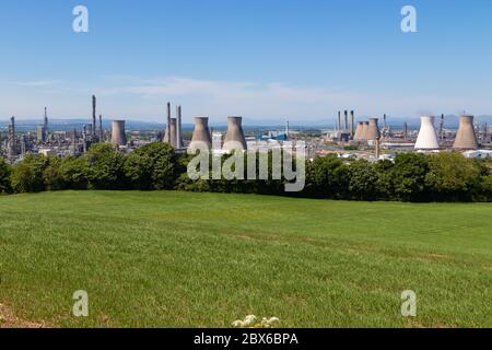 Raffineria di Grangemouth di proprietà di Ineos sul Firth of Forth, Scozia Foto Stock