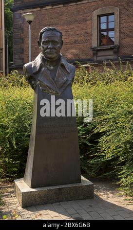 Monumento a Roman Wilhelmi a Poznan. Polonia Foto Stock