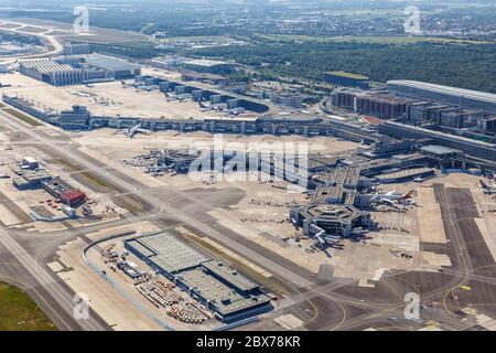 Francoforte, Germania - 27 maggio 2020: Terminal 1 all'aeroporto di Francoforte (fra) in Germania. Foto Stock