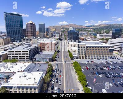 Vista aerea del Campidoglio dello Utah e dei grattacieli del centro di Salt Lake City, Utah, USA. Foto Stock