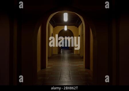 Dark Hallway presso la Stanford University Foto Stock