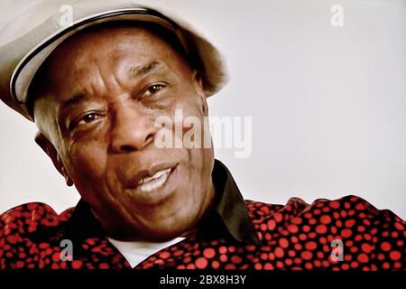 George 'Buddy' Guy chitarrista e cantante blues americano durante un nterview BB King - The Life of Riley 2012 - Buddy Guy Foto Stock