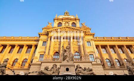 Vista dettagliata del Museo Nazionale ceco a Praga, Repubblica Ceca. Foto Stock