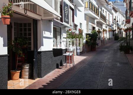 vista su estepona streets Foto Stock