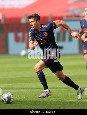 Leverkusen, Germania, 6 giugno 2020, Robert LEWANDOWSKI, FCB 9 alla partita 1.Bundesliga BAYER 04 LEVERKUSEN - FC BAYERN MUENCHEN nella stagione 2019/2020:00 giorno 30. Foto: © Peter Schatz / Alamy Live News / Ralf Ibing/Firo/Pool - LE NORMATIVE DFL VIETANO L'USO DI FOTOGRAFIE come SEQUENZE DI IMMAGINI e/o QUASI-VIDEO - Agenzie di Notizie nazionali e internazionali FUORI uso editoriale Foto Stock