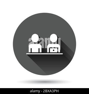 Persone con icona computer portatile in stile piatto. Immagine vettoriale dell'utente del PC su sfondo nero rotondo con effetto di ombra lungo. Cerchio di Office manager b Illustrazione Vettoriale