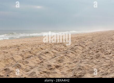 Spiaggia vuota a Cooper's Beach, Southampton, NY Foto Stock