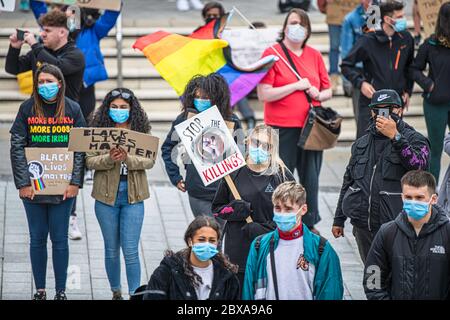 Swindon Black Lives Matter protesta, protesta pacifica contro il Reggente circa il 2020 giugno Foto Stock