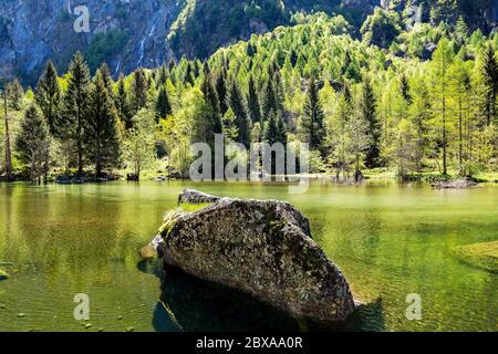 Val di Mello - Valmasino (IT) - Stagno Foto Stock