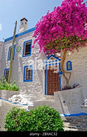 Tipica pietra vecchia casa di Bodrum a bodrum, Turchia. Foto Stock