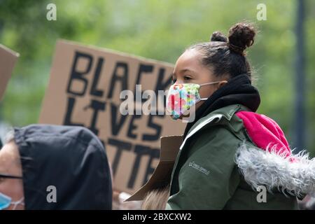 MANCHESTER, REGNO UNITO. 6 giugno una grande protesta Black Lives Matter nei Piccadilly Gardens di Manchester. La dimostrazione di massa è andata avanti, nonostante le preoccupazioni per la distanza sociale e un numero R in aumento nel Nord Ovest. Sabato 6 Giugno 2020 (Credit: Pat Scaasi | MI News) Credit: MI News & Sport /Alamy Live News Foto Stock