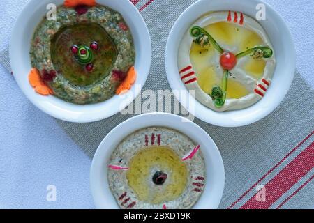 selezione di mezze alimentari libanesi o arabici Foto Stock