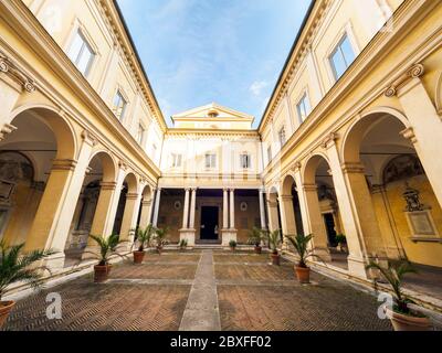 Cortile nella chiesa di San Gregorio al Celio - Roma, Italia Foto Stock