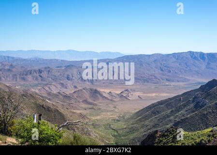 Paesaggio naturale dal Storm Canyon Vista. Mount Laguna, Contea di San Diego, California, Stati Uniti. Foto Stock