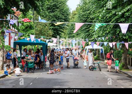 Harberton Road Summer Street party, giugno 2018, Londra, Regno Unito Foto Stock