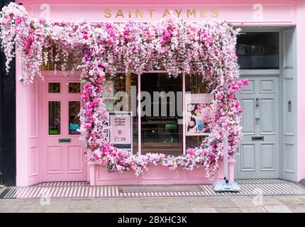 Facciata della caffetteria Saint Aymes in Connaught Street. Foto Stock