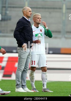 Augusta, Germania. Primo Heiko Herrlich con Philipp Max FC AUGUSTA - 1.FC KOELN Koln, 07.06.2020 1.Bundesliga, stagione 2019/2020, 30.matchday, Koln Peter Schatz/Pool/primo | Use worldwide Credit: dpa/Alamy Live News 2020 Foto Stock