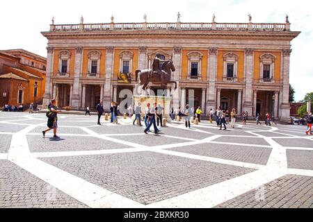 Piazza Campidoglio con la statua equestre di Marco Aurelio a Roma Foto Stock