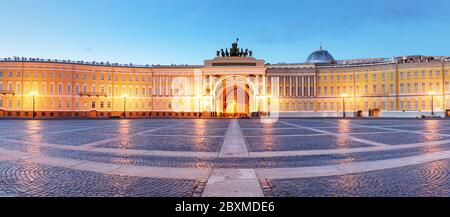 Russia - San Pietroburgo, Winter Palace - Eremo di notte, nessuno Foto Stock