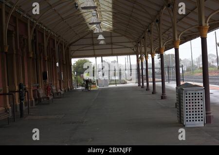 Grande stazione ferroviaria a Maryborough, Victoria Foto Stock