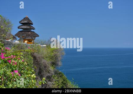 Tempio pura Luhur Uluwatu sull'isola di Bali, Indonesia Foto Stock