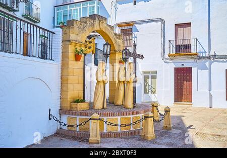 ARCOS, SPAGNA - 23 SETTEMBRE 2019: Semana Santa (settimana Santa Pasqua) monumento nella città vecchia, raffigurante la annuale pocessione religiosa, il 23 settembre ad Arco Foto Stock